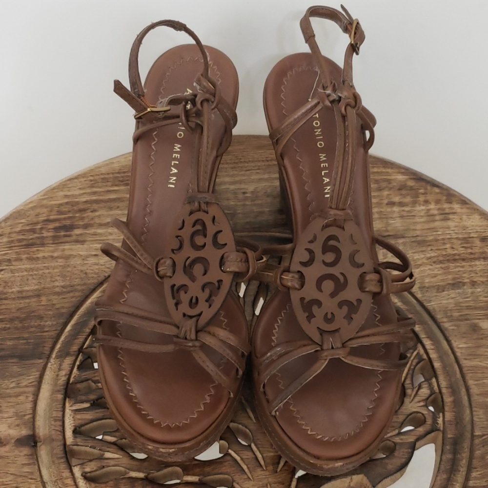 ANTONI MELANI Brown Wedges